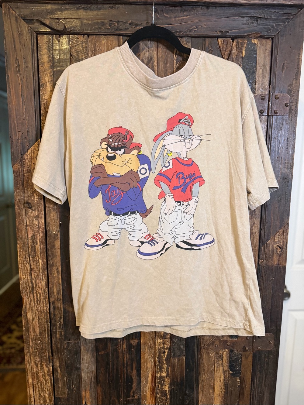 Looney Tunes Bugs Bunny Taz Baseball Graphic T-Shirt Taupe Size S Retro Y2K
